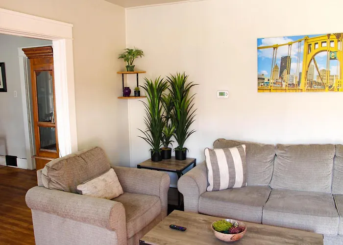 Comfy 3 Bedroom - Family Friendly - Access Pittsburgh