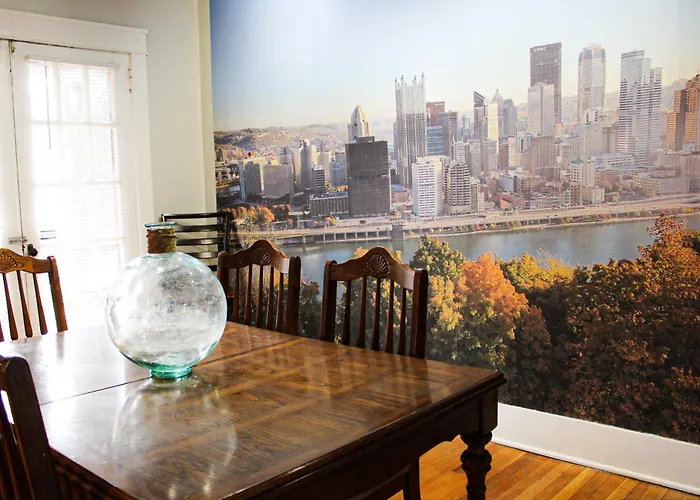 Comfy 3 Bedroom - Family Friendly - Access Pittsburgh